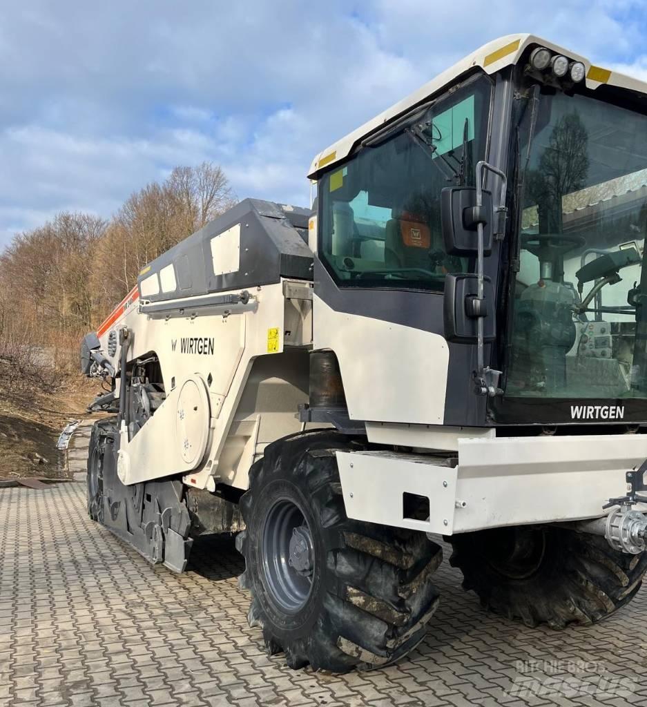 Wirtgen WR240i Ресайклеры