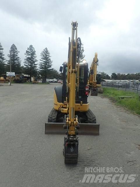 Komatsu PC35MR-5 Мини-экскаваторы