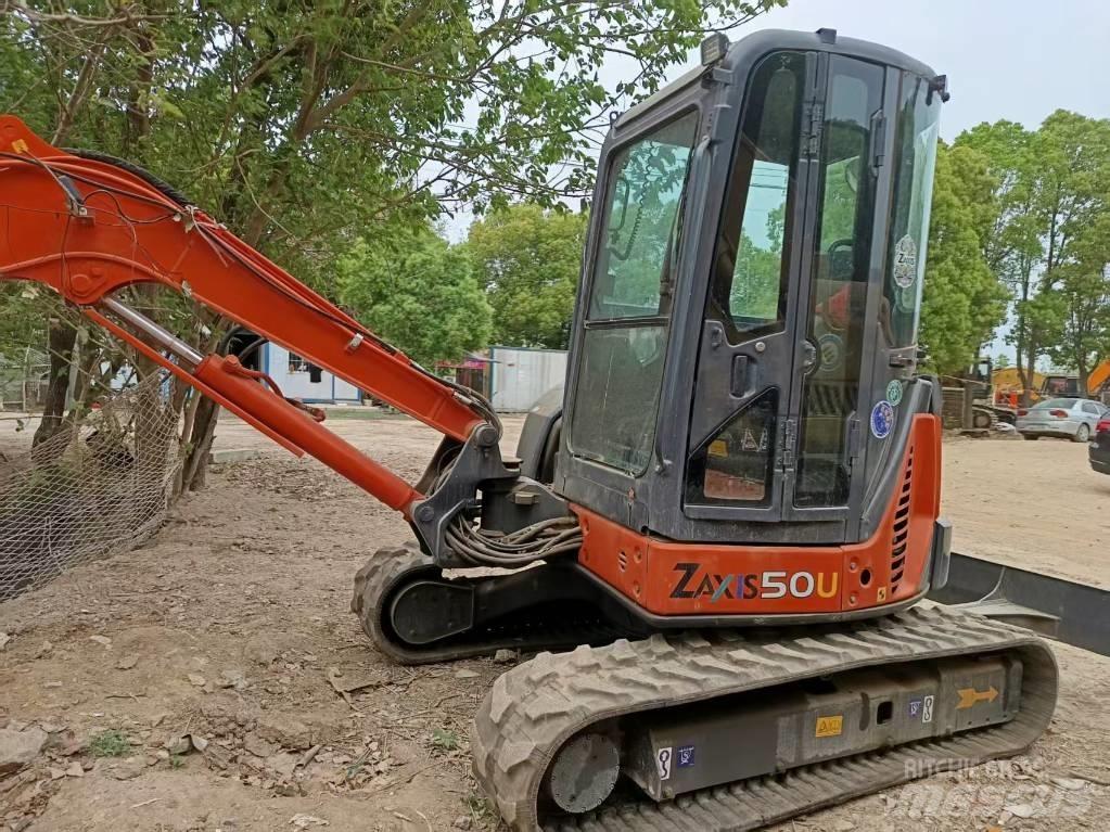 Hitachi ZX50U Мини-экскаваторы