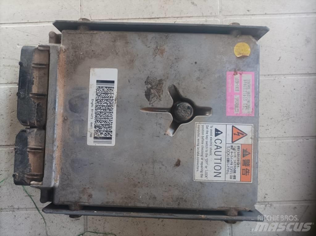 Hitachi ZX 350 LC-6 Электронные блоки