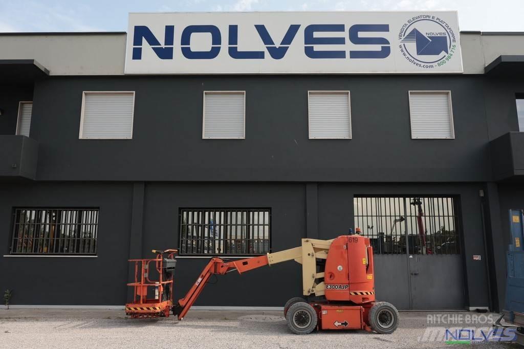 JLG E300AJP Коленчатые подъемники