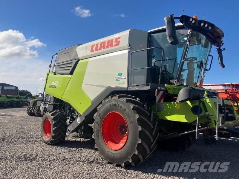CLAAS TRION 750 Зерноуборочные комбайны