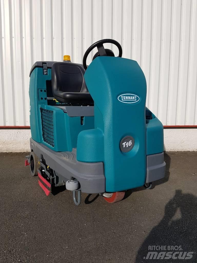 Tennant T16 Вакуумные уборочные машины