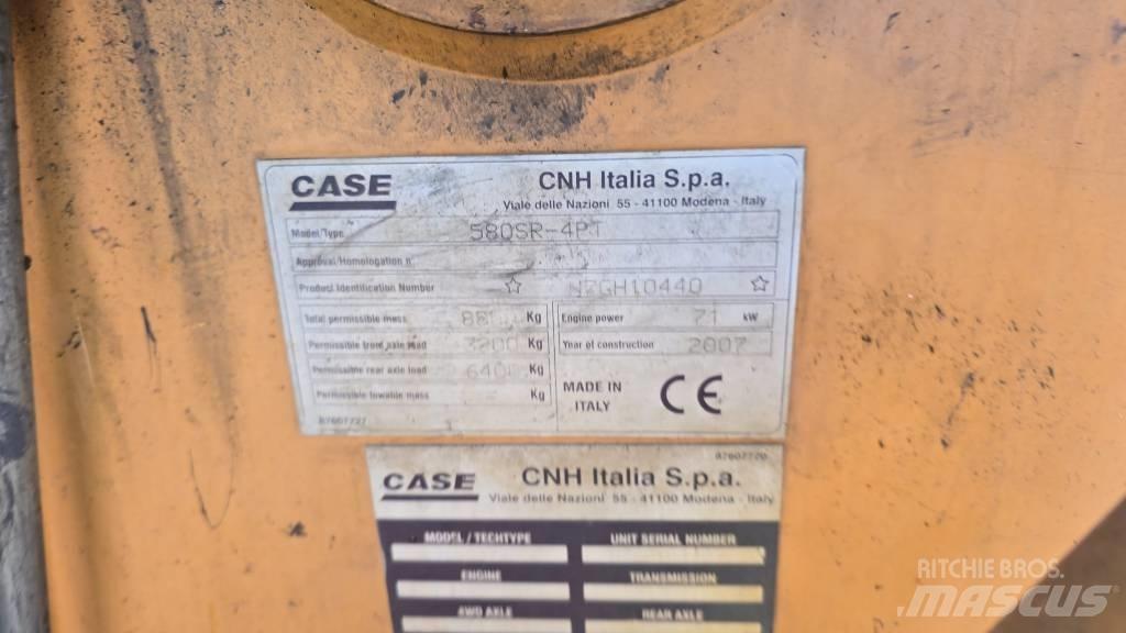 CASE 580 SR Экскаваторы-погрузчики