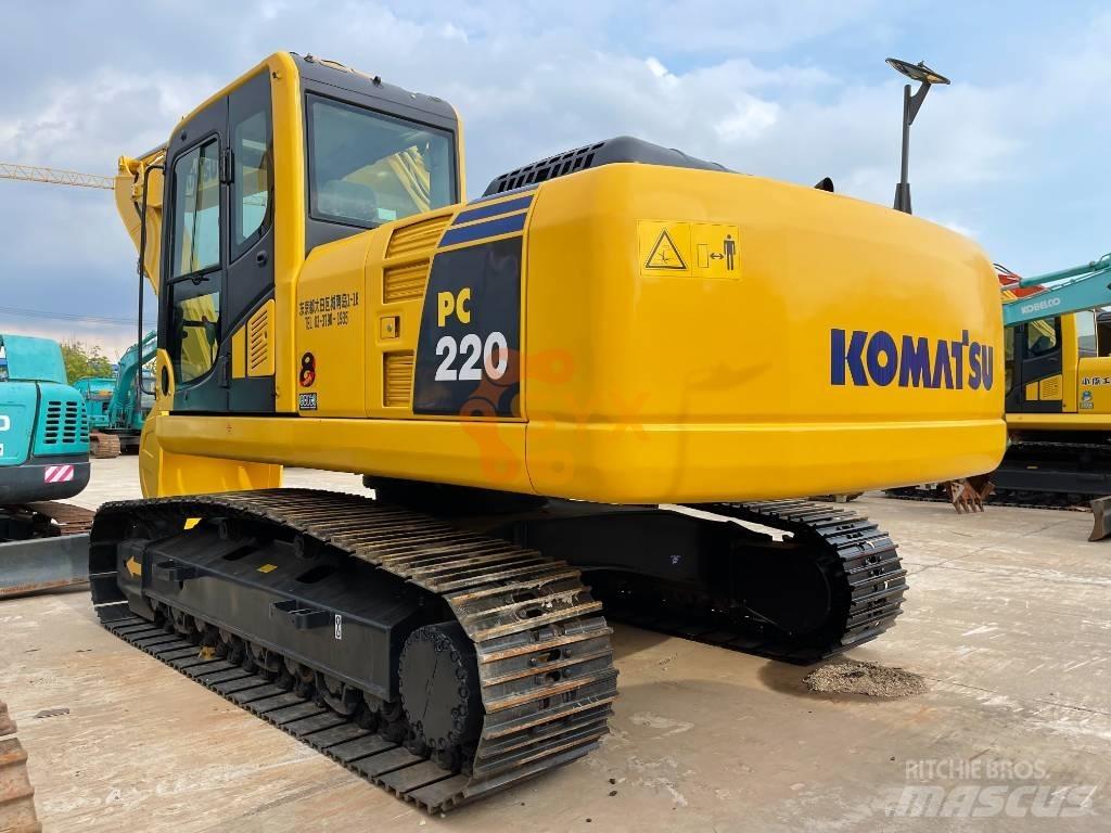 Komatsu PC 220-8 Гусеничные экскаваторы
