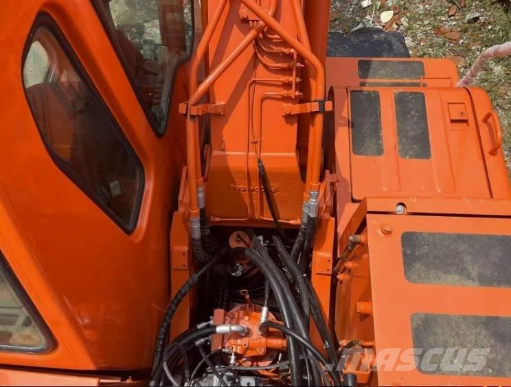 Doosan DH150W-7 Колёсные экскаваторы