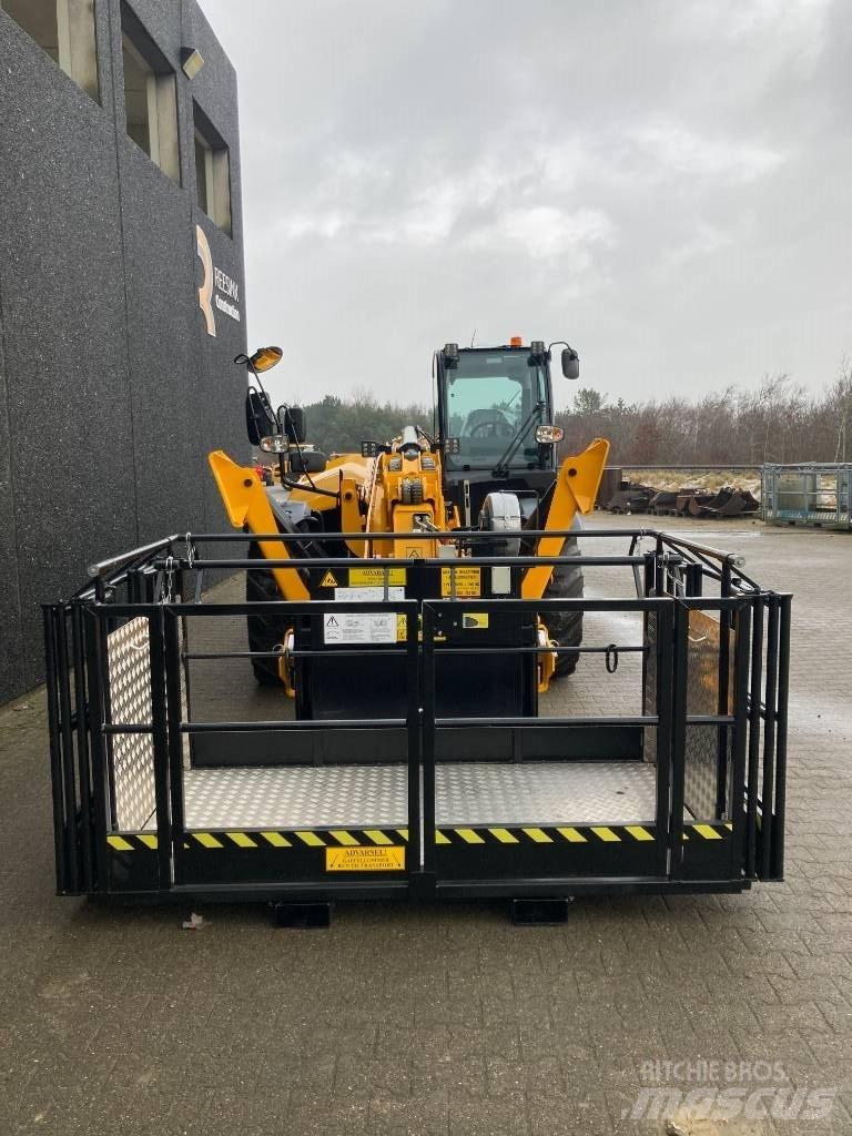 JCB 540-180 Телескопические погрузчики