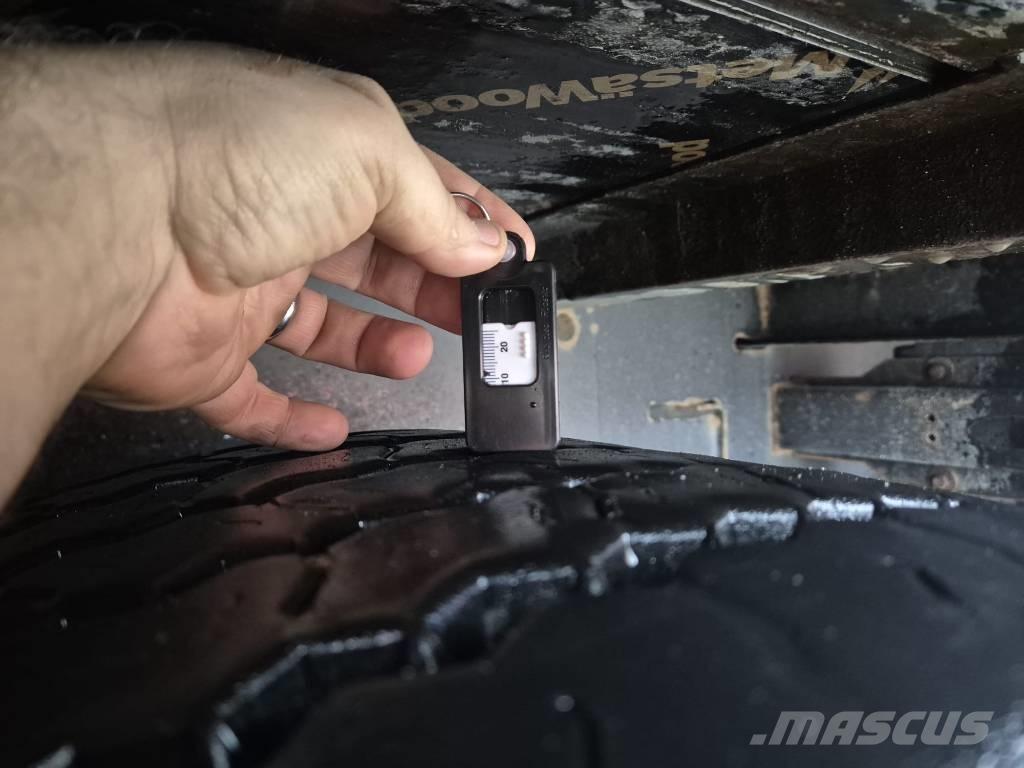  køgel SN24 Тентованные полуприцепы