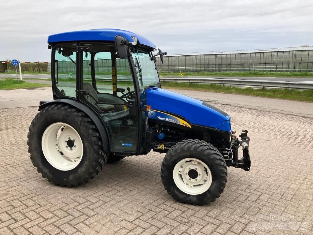 New Holland 3040 Трактора
