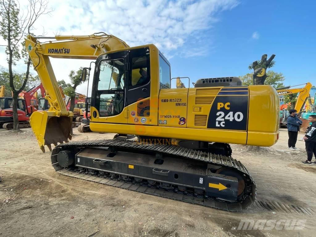 Komatsu PC 300 Гусеничные экскаваторы
