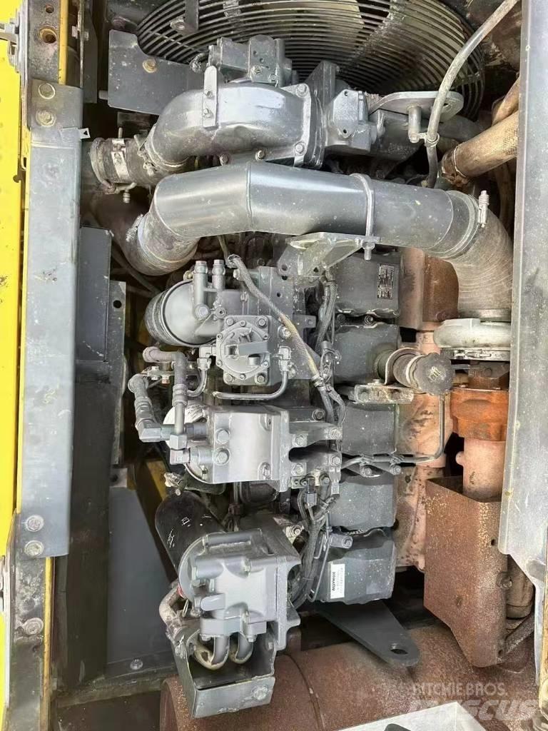 Komatsu 450-8 Гусеничные экскаваторы