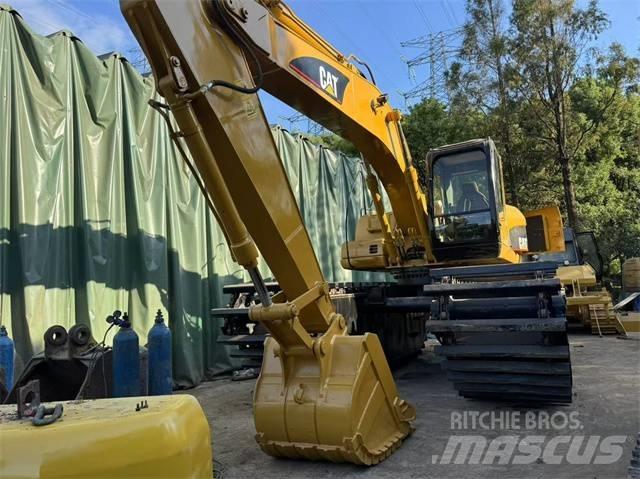 CAT 320 C Экскаваторы-амфибии
