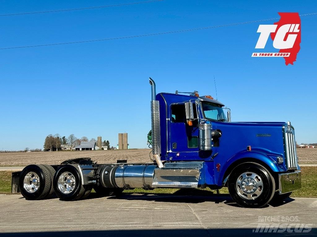 Kenworth W900 Седельные тягачи