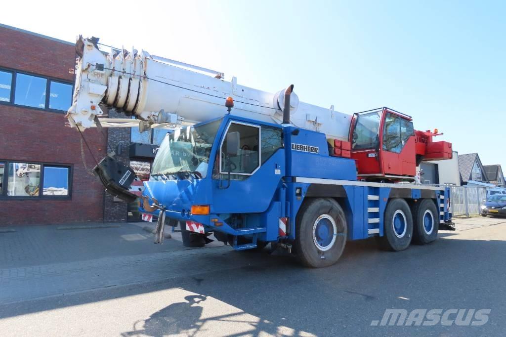 Liebherr LTM 1055-1 Автокраны