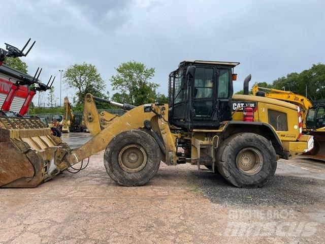 CAT 930 K Фронтальные погрузчики