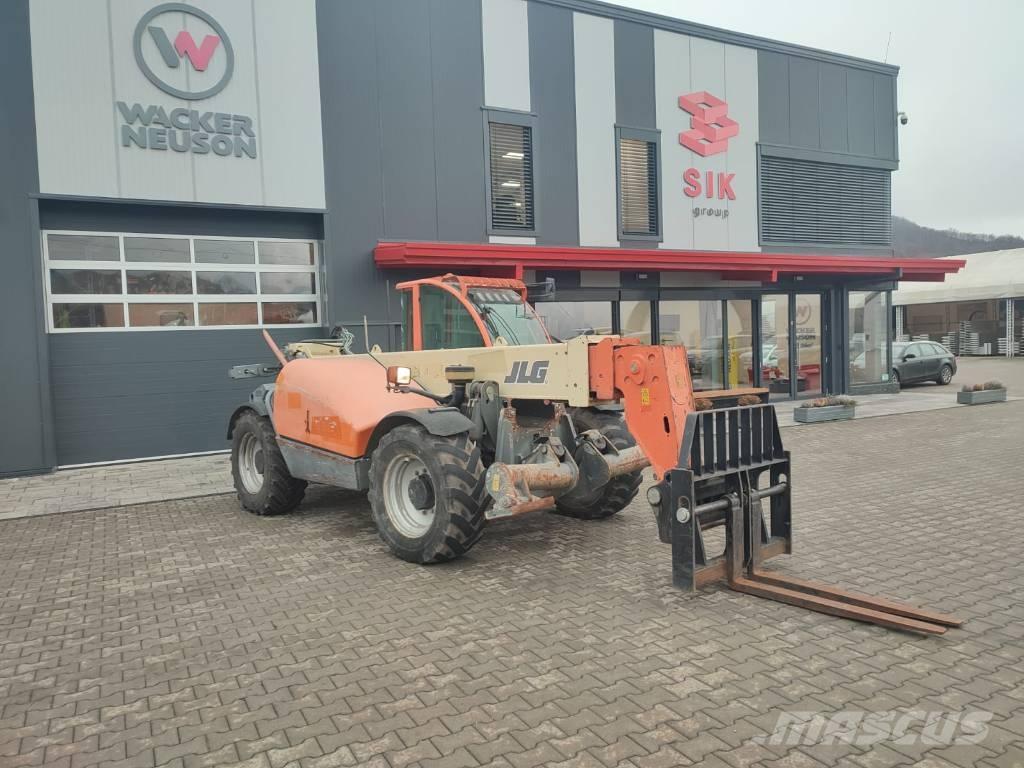 JLG 4013 Телескопические фронтальные погрузчики