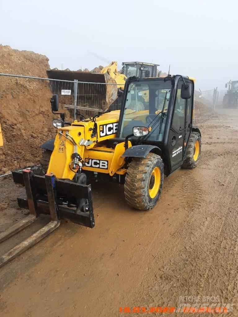 JCB 525-60 Телескопические погрузчики
