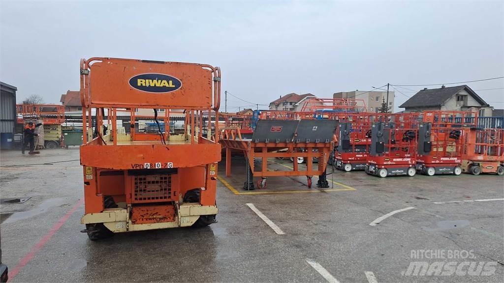 JLG 260MRT B Ножничные подъемники