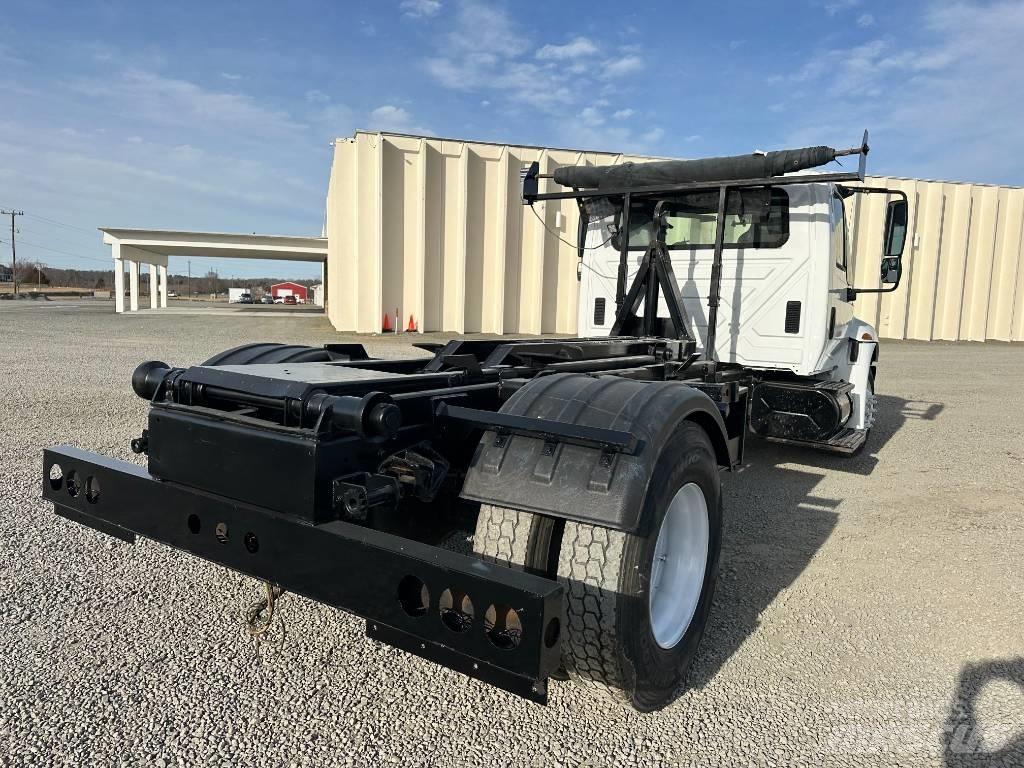 International 4400 Мусоровозы