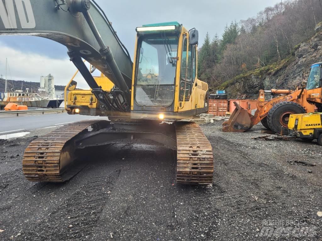 Volvo EC 240 Гусеничные экскаваторы