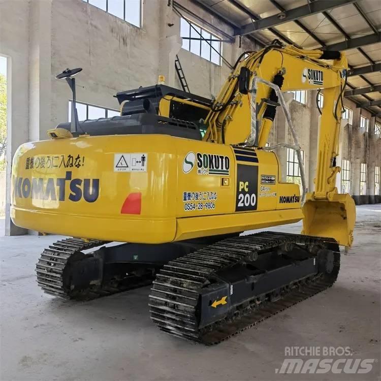 Komatsu PC200-8 Гусеничные экскаваторы