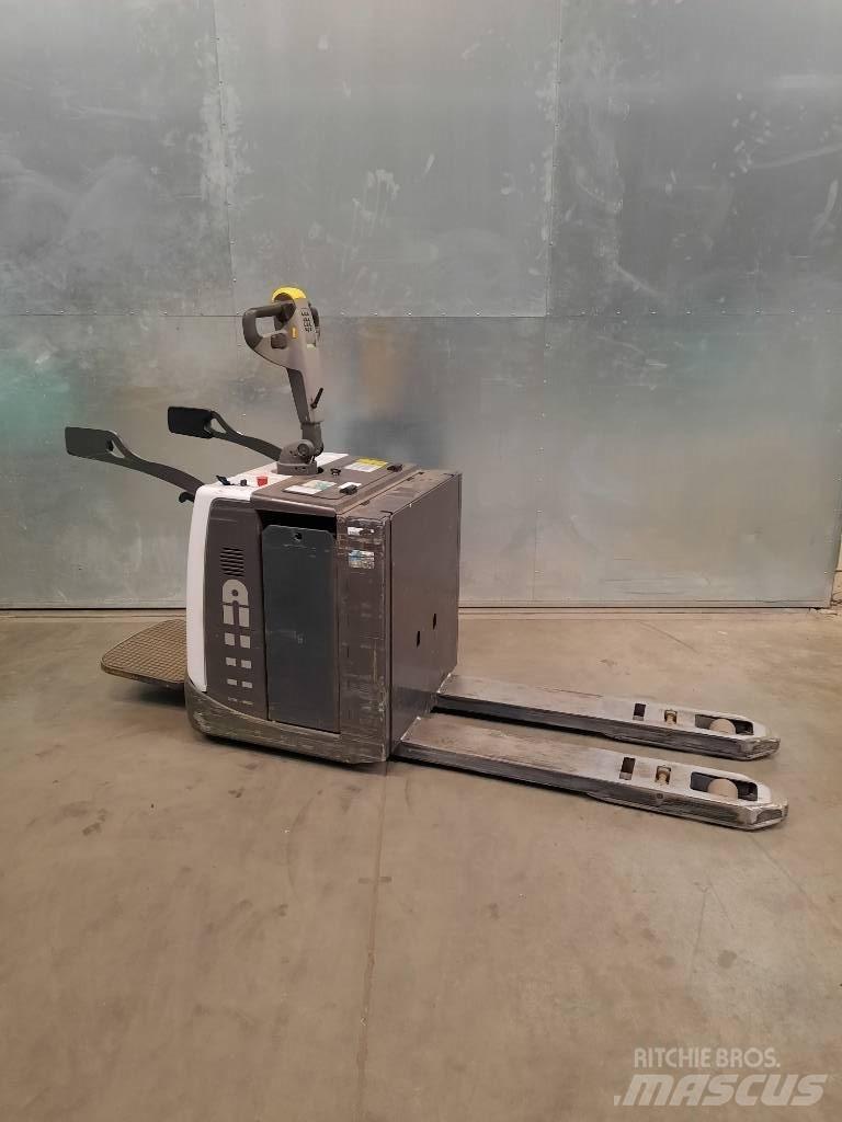 UniCarriers PMR200P Самоходные электрические тележки