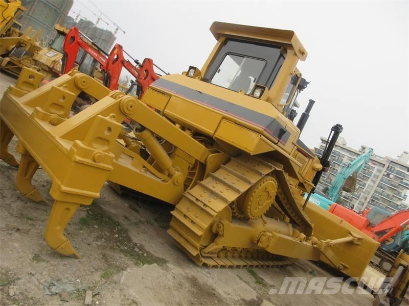 CAT D 8 R Гусеничные бульдозеры