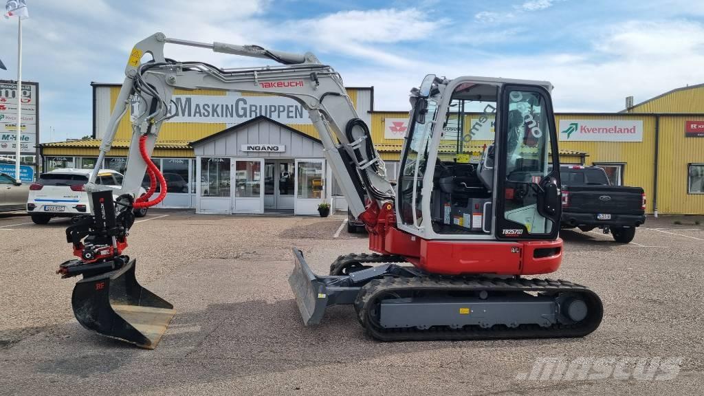 Takeuchi TB 257 FR Мини-экскаваторы