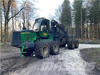 John Deere 1110G Форвардеры