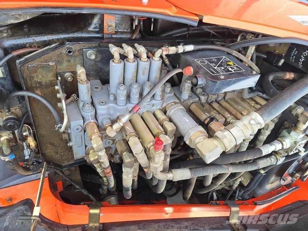 Kubota KX080 Малые экскаваторы 7т-12т