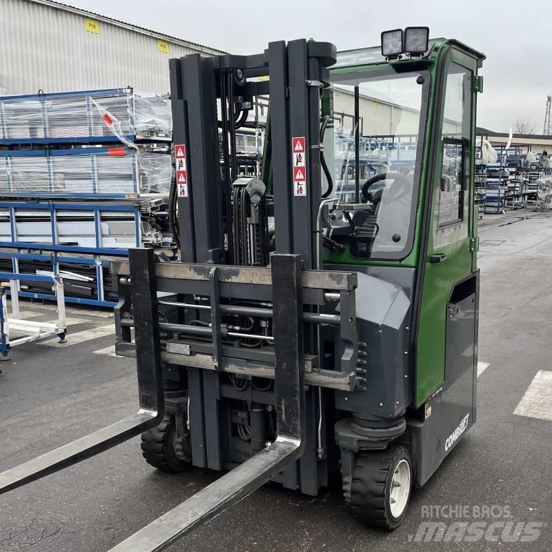 Combilift CBE 2500 4-x ходовые ричтраки