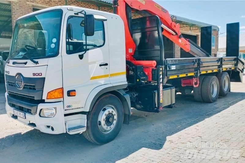 Hino 500 1627 Специальные грузовики