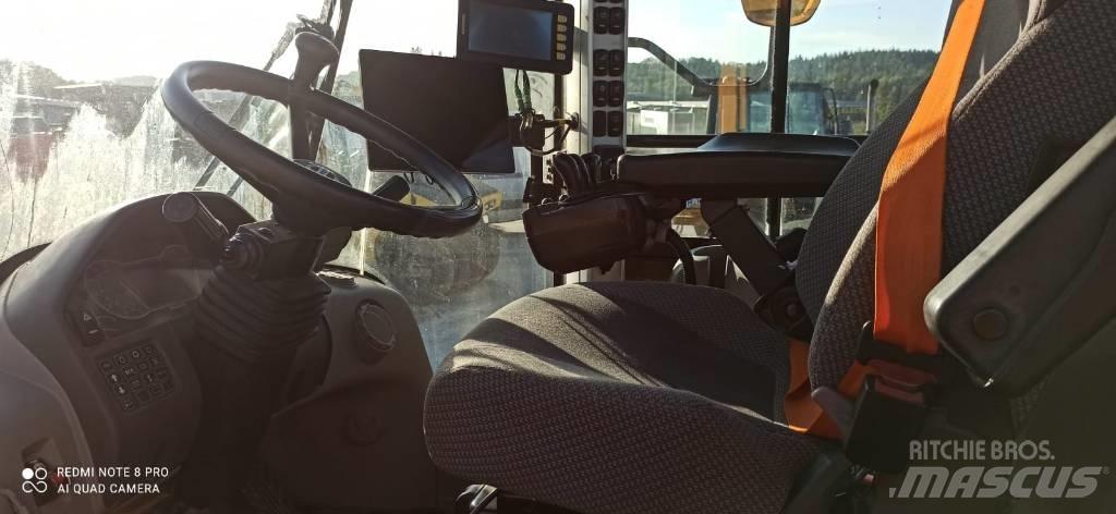 Volvo L 120 H Фронтальные погрузчики