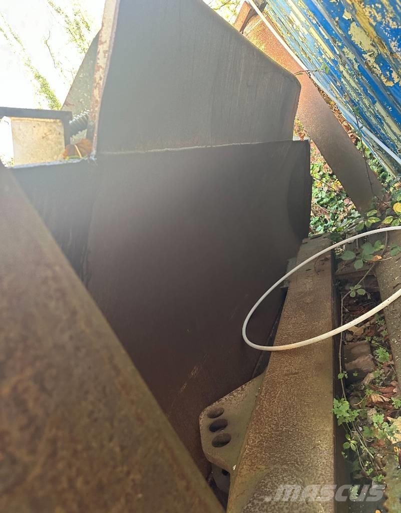 Liebherr PR 736 LGP Гусеничные бульдозеры