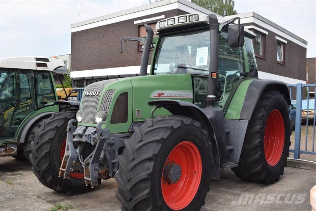 Fendt 712 Vario Трактора