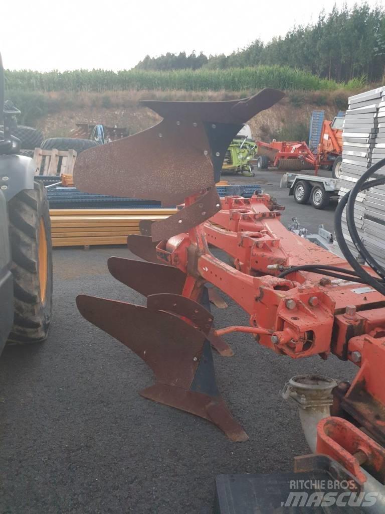 Kuhn 375E Обычные плуги