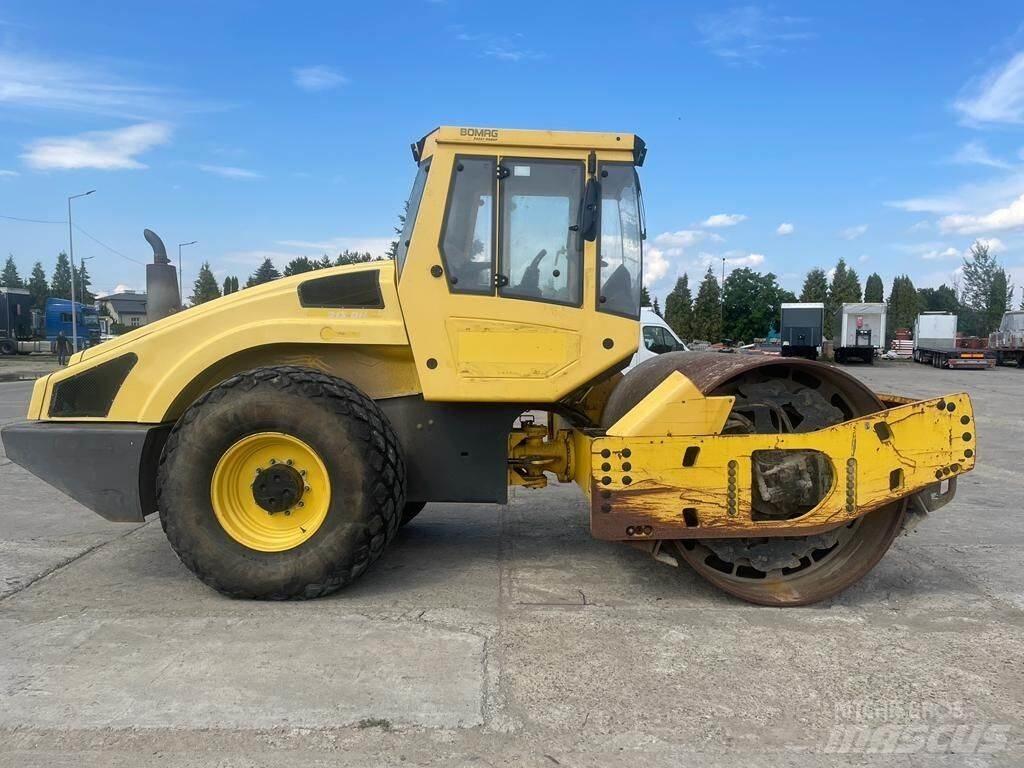 Bomag BW213 DH-4 Грунтовые катки