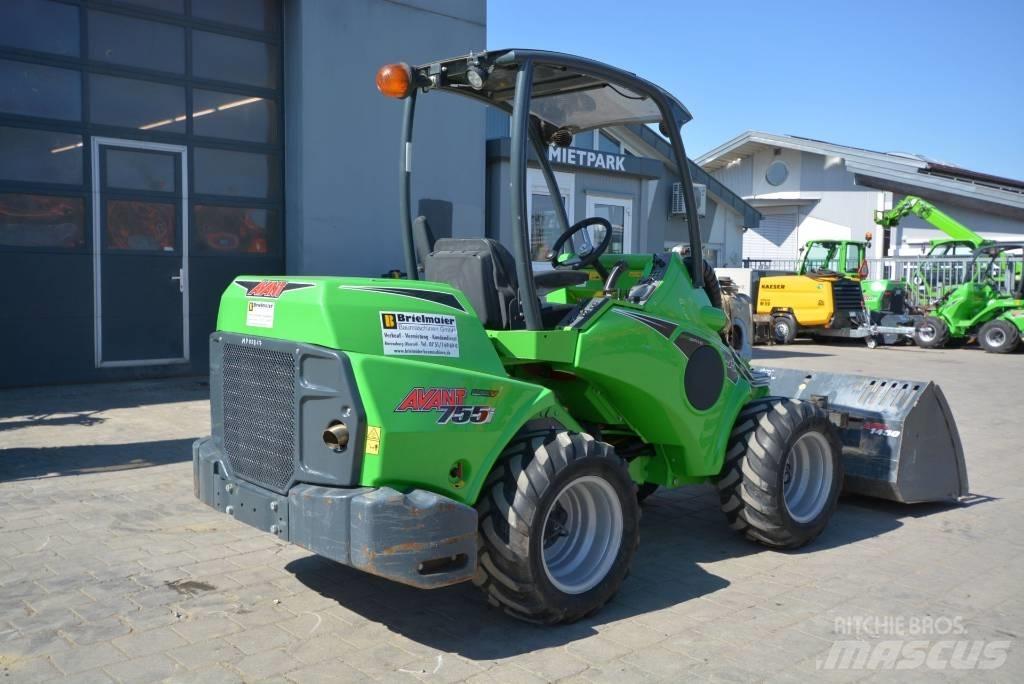 Avant 755 i Малые погрузчики