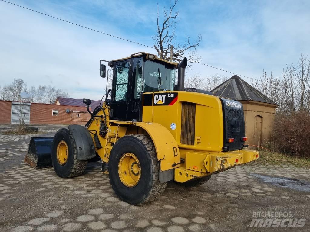 CAT 930 H Фронтальные погрузчики