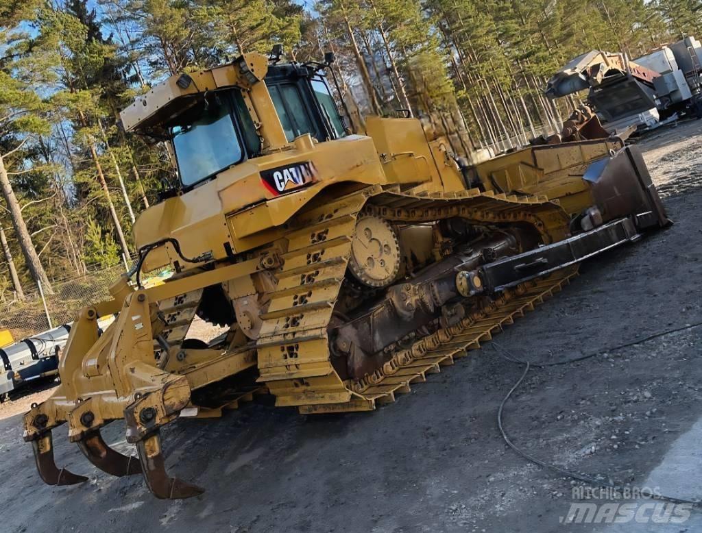 CAT D 6 T LGP Гусеничные бульдозеры