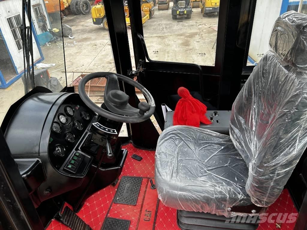 CAT 966H Фронтальные погрузчики