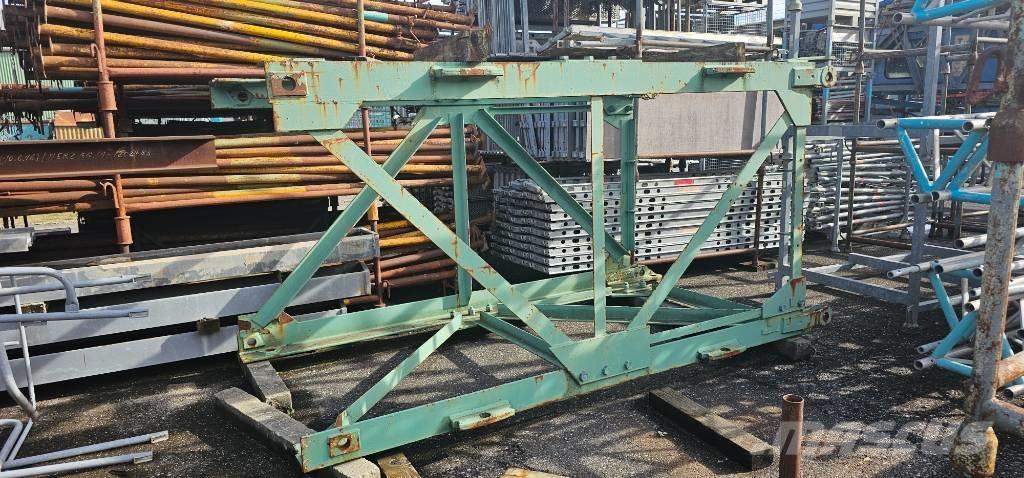 Potain F 15/15C Башенные краны