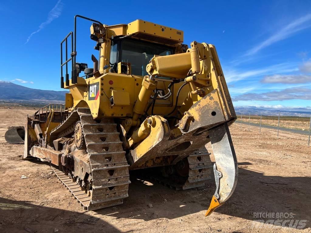 CAT D 8 T Гусеничные бульдозеры