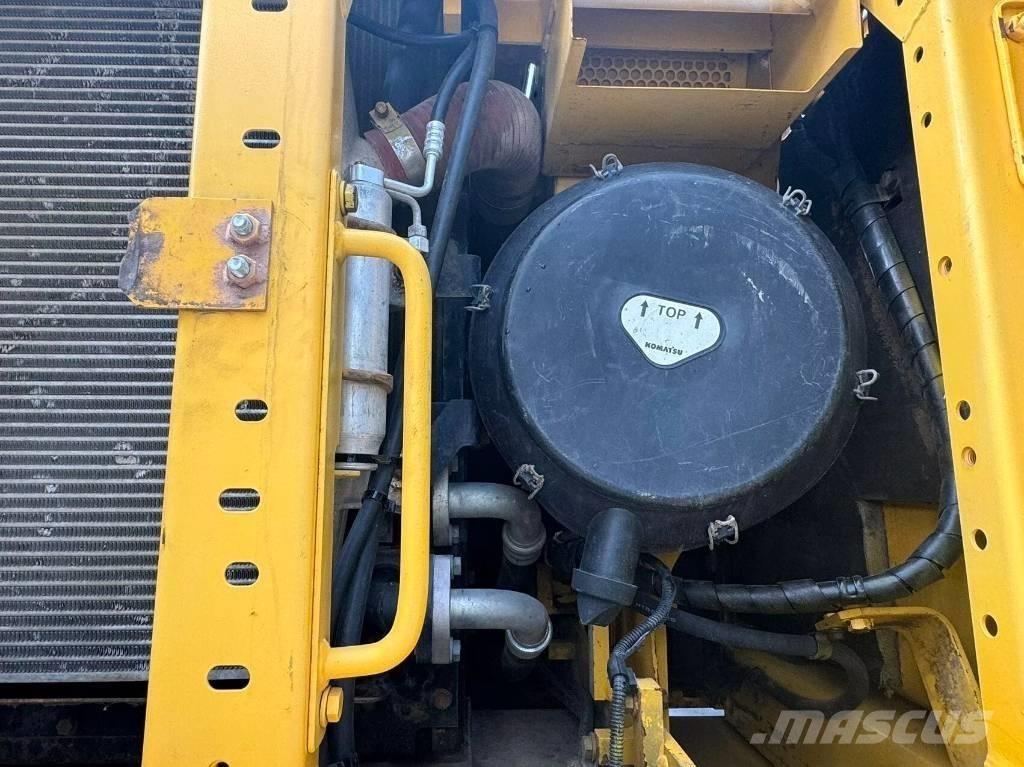 Komatsu PC 400-8 Гусеничные экскаваторы