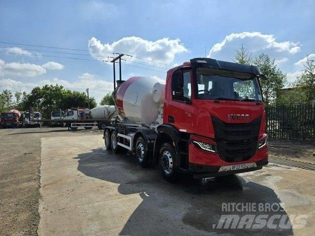 Iveco X-Way 420 Автобетоносмесители