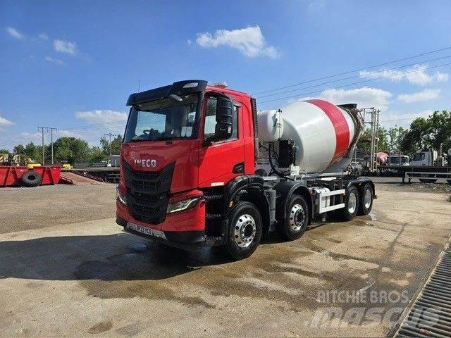 Iveco X-Way 420 Автобетоносмесители