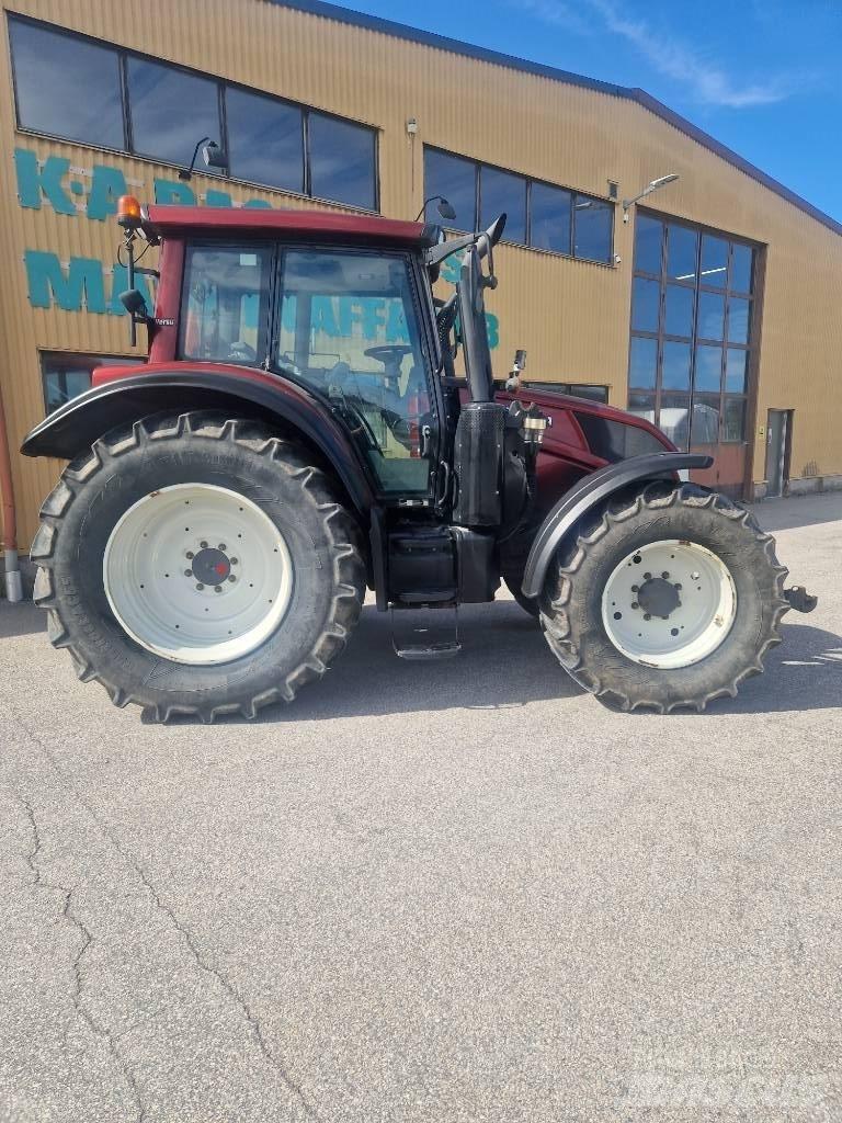 Valtra N143 Трактора