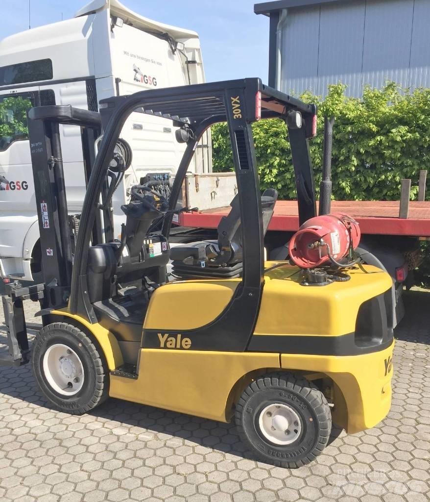 Yale GLP030VX Газовые погрузчики