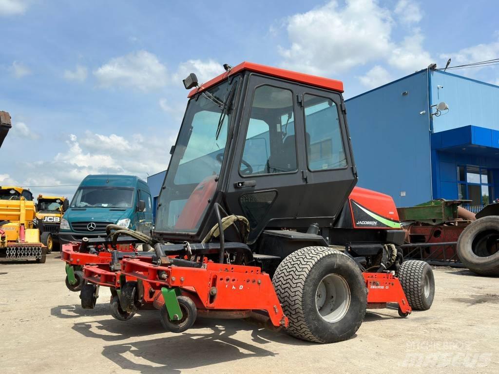 Jacobsen AR250 Самоходные газонокосилки