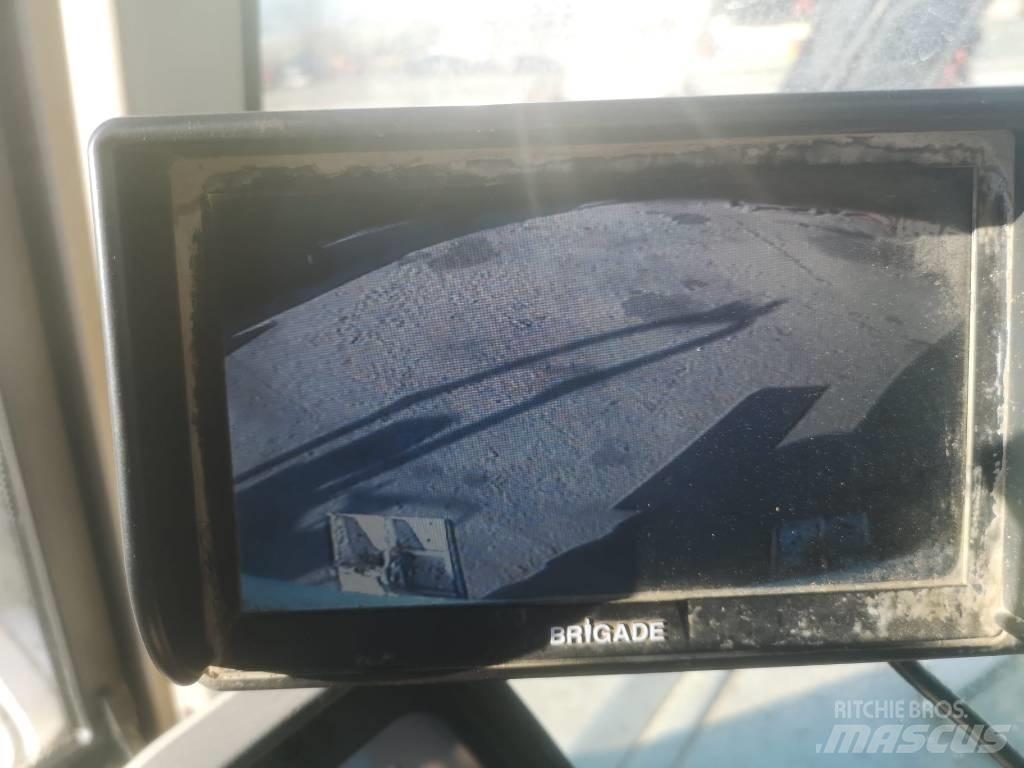 CASE WX 125 Колёсные экскаваторы